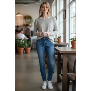 Cheekie Boutique Knit Top with Lace Back | Medium